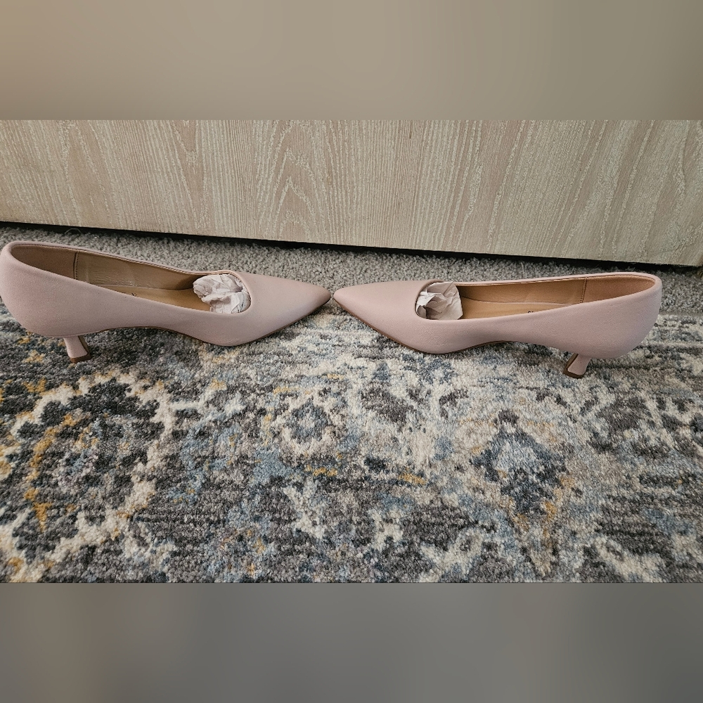 Journee Collection Blush Kitten Heels View 4
